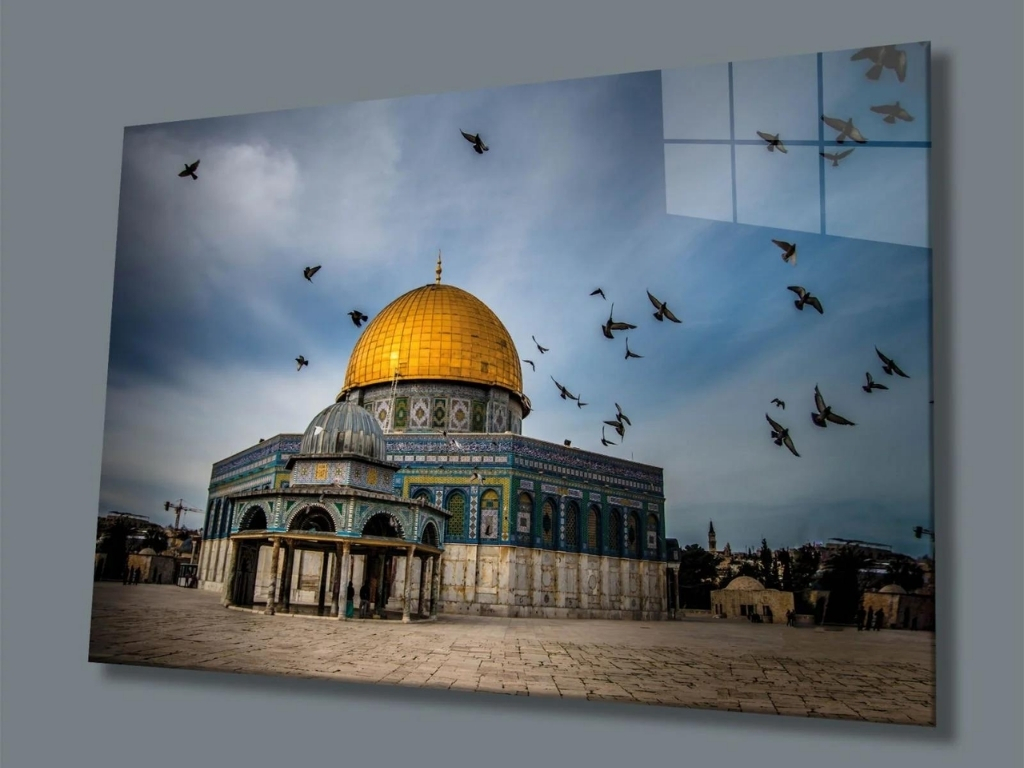 İslami Cam Tablolar ile Sanat ve İnancın Buluştuğu Eserler