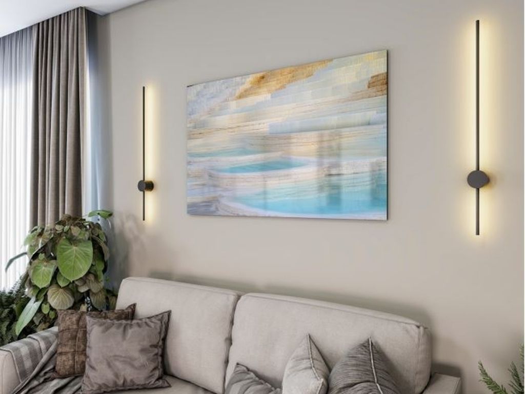 Modern Evlerin Vazgeçilmezi: Minimal Cam Tablo Modelleri