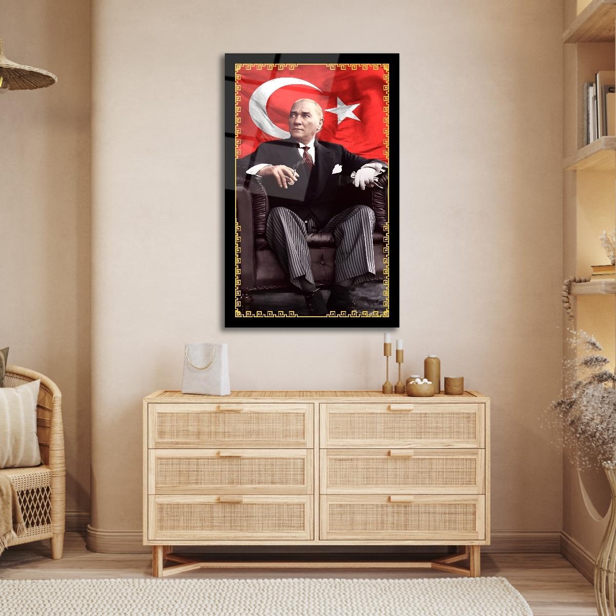 Dikey%20Atatürk%20ve%20Bayrak%20Cam%20Tablo