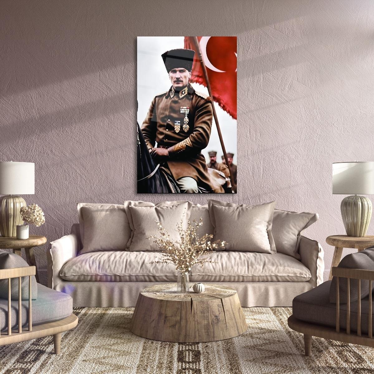 Atatürk%20ve%20Bayrak%20Temalı%20Cam%20Tablo