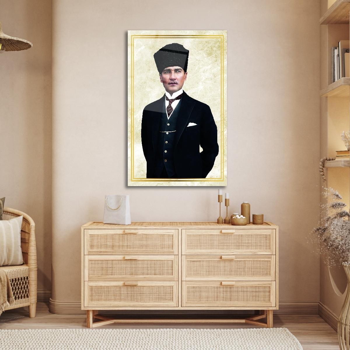 Bayrak%20ve%20Atatürk%20Temalı%20Cam%20Tablo