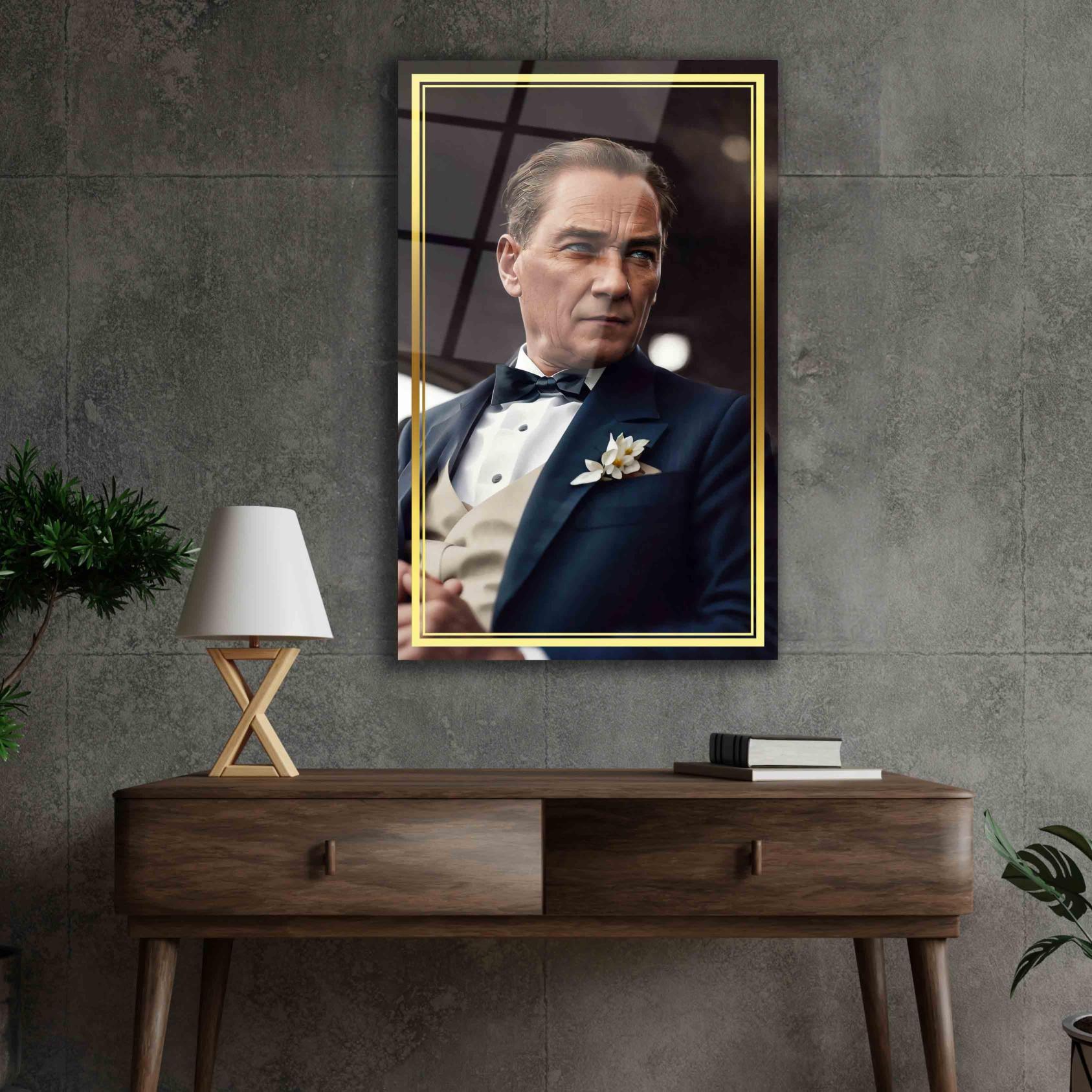 Dikey%20Şık%20Tasarım%20Atatürk%20Portre%20Cam%20Tablo
