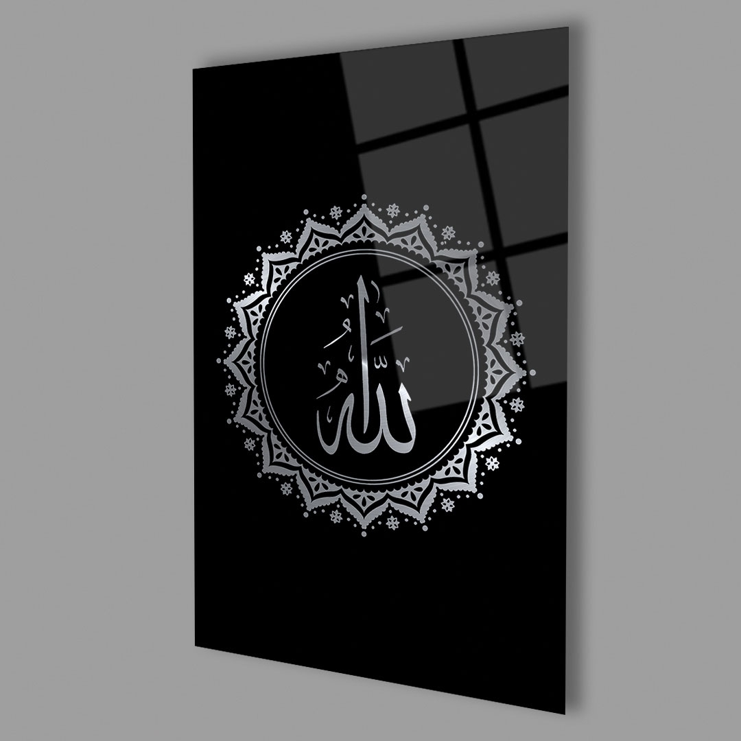 Dikey%20Siyah%20Temalı%20Allah%20Lafzı%20Cam%20Tablo