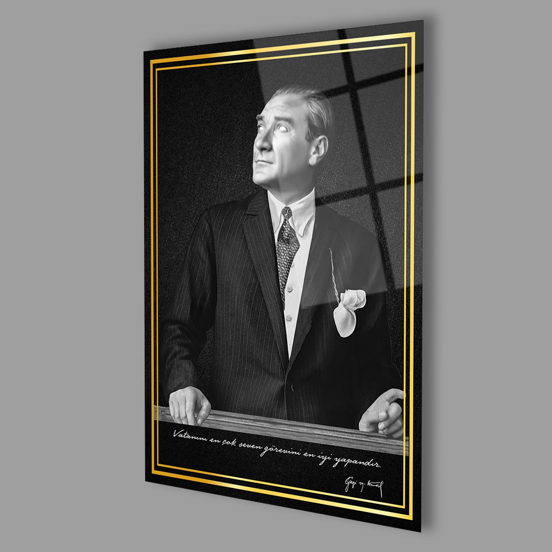 Dikey%20Siyah%20Arkaplanlı%20Atatürk%20Silüetli%20Cam%20Tablo