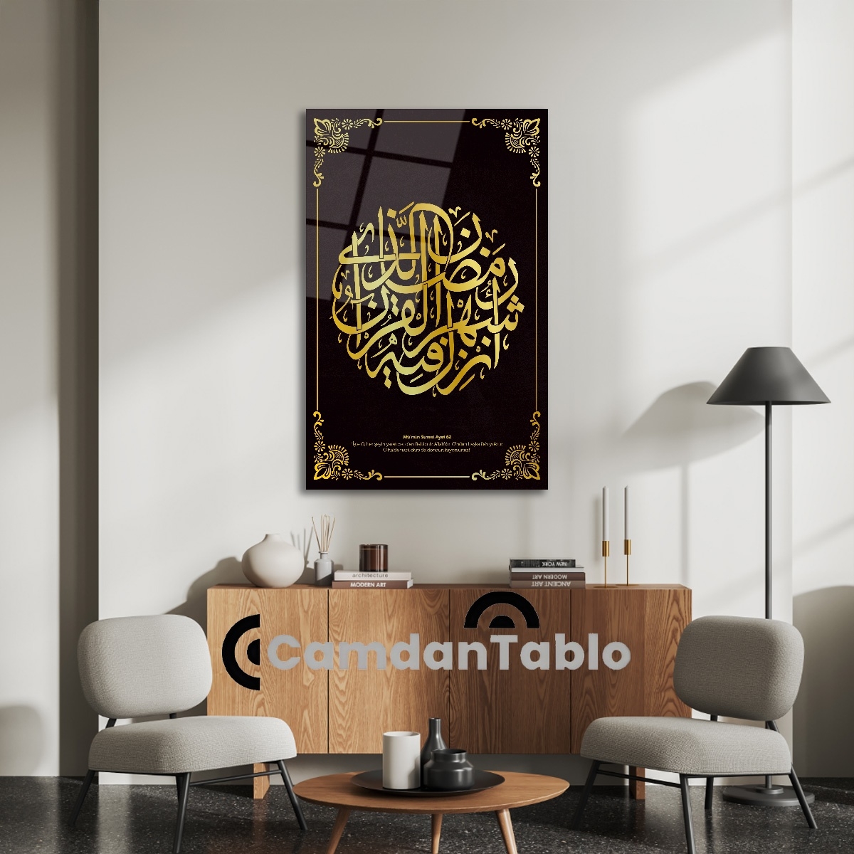 Klasik%20Hat%20Sanatıyla%20Süslenmiş%20Dikey%20Cam%20Tablo