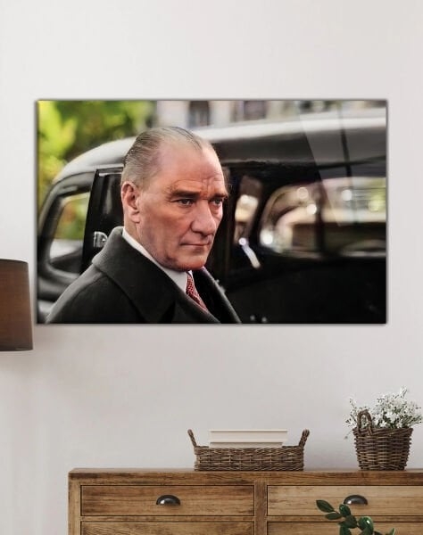 Yatay%20Modern%20Atatürk%20Cam%20Tablo
