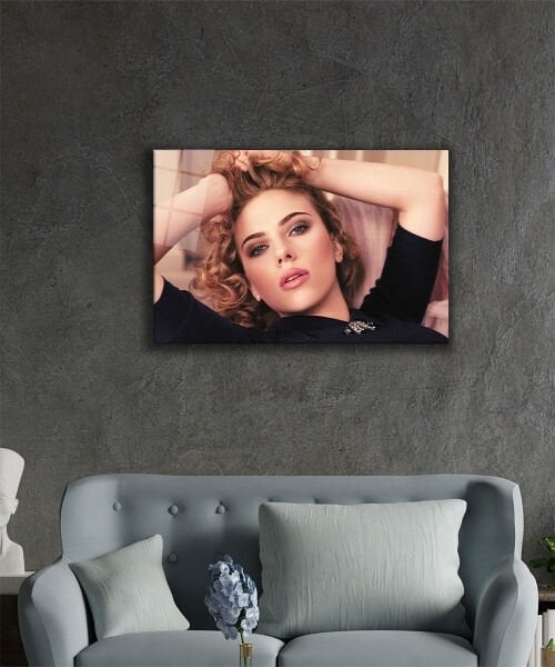 Yatay%20Kadın%20Temalı%20Cam%20Tablo