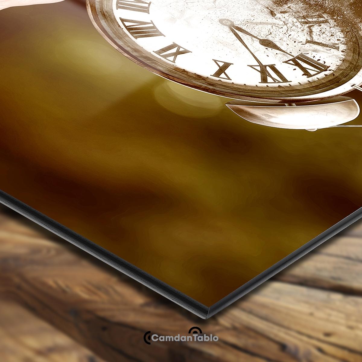 Yatay%20Avuç%20İçinde%20Saat%20Soyut%20Cam%20Tablo