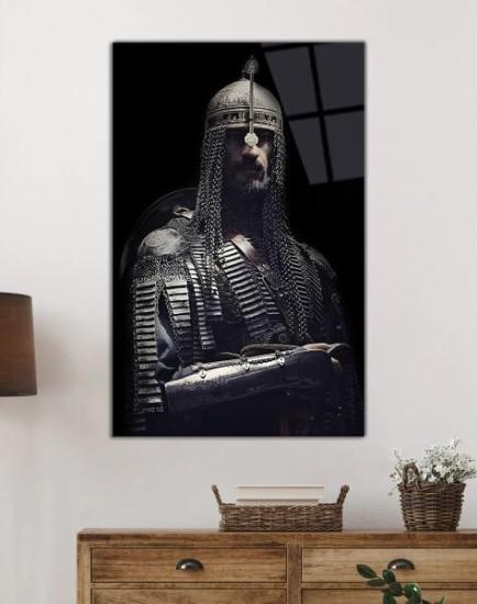 Dikey Sultan Alparslan Siyah Temalı Cam Tablo