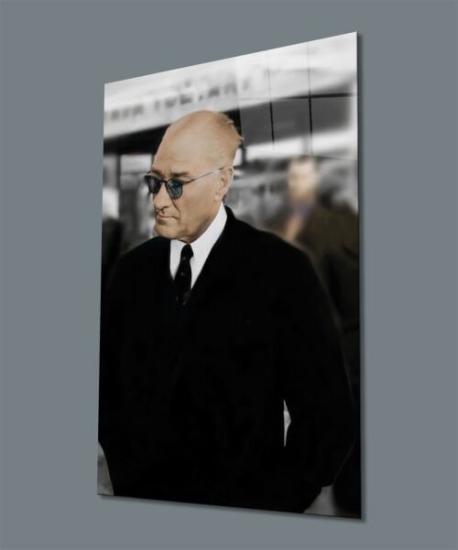 Atatürk Dikey Şık Tasarım Cam Tablo