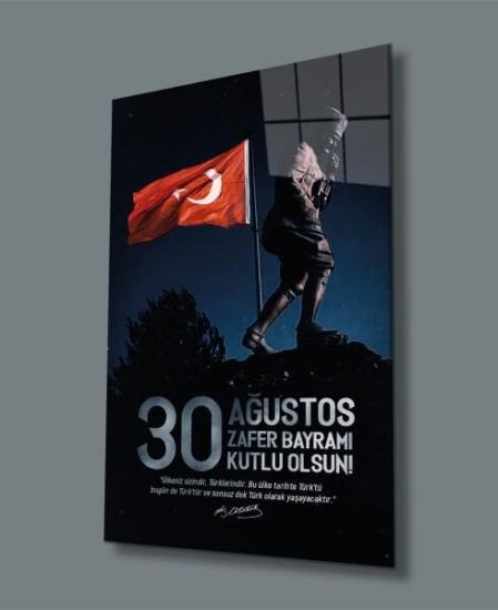 İhtişamlı 30 Ağustos Temalı Cam Tablo